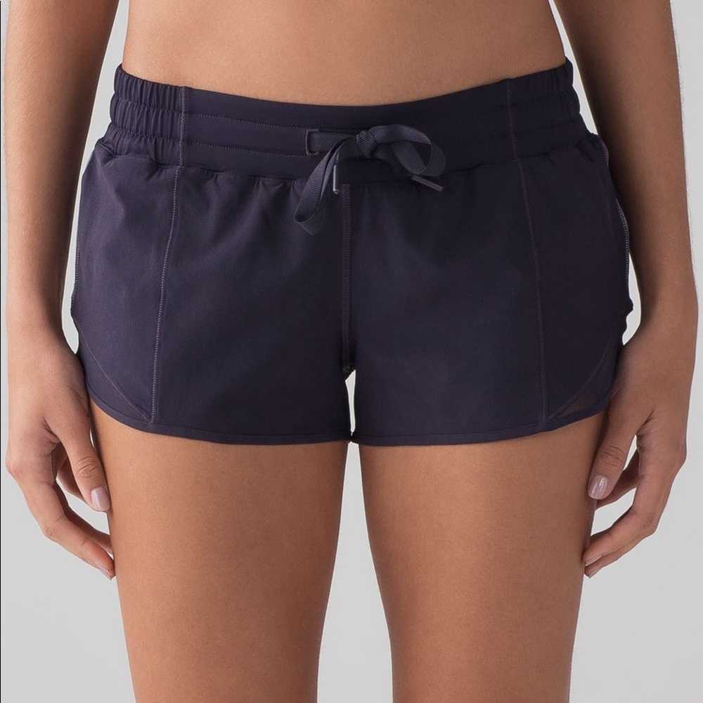 Lululemon Hotty Hot Drawstring Shorts - 4” - size 4